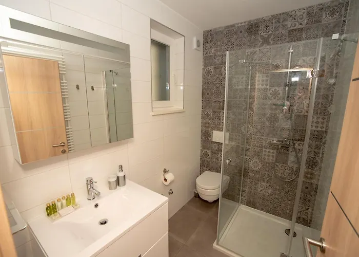 Median Apartamento *