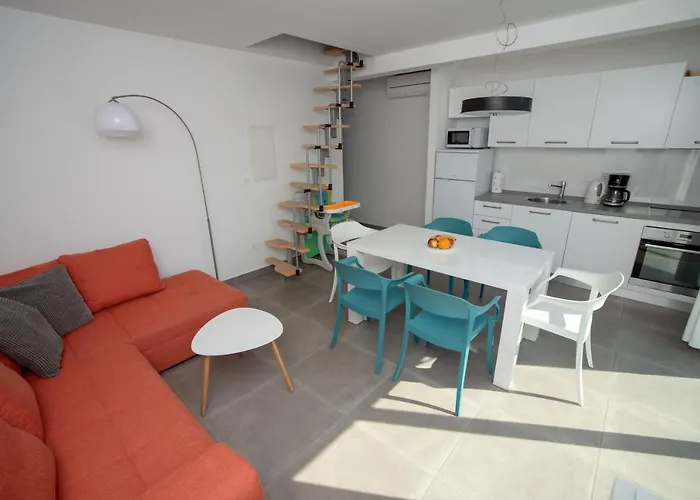 Apartman Median Zman